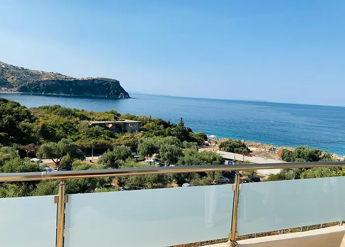 Sunset Views Daire Himarë